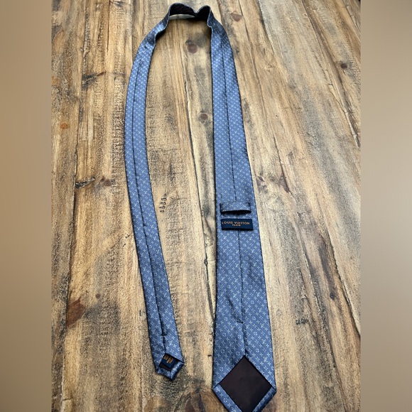 louis vituton tie - Picture 6 of 6